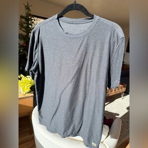 Vuori Men's Dark Gray Strato Tech Short Sleeve Tee Shirt